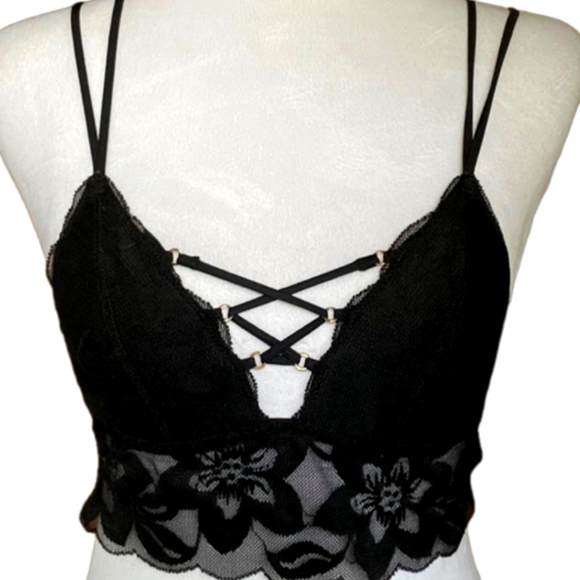 PINK Victoria's Secret Bralette - Picture 1 of 3